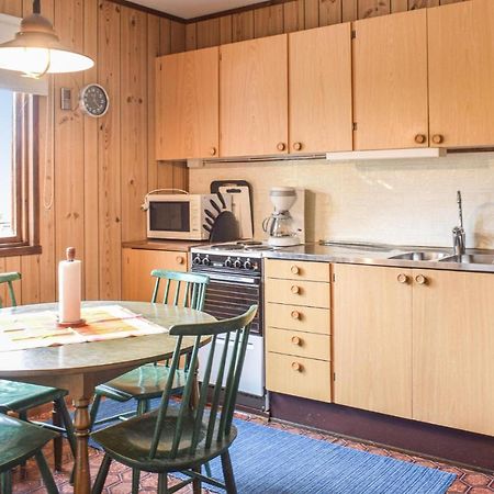 2 Bedroom Lovely Home In Koepingsvik 외부 사진